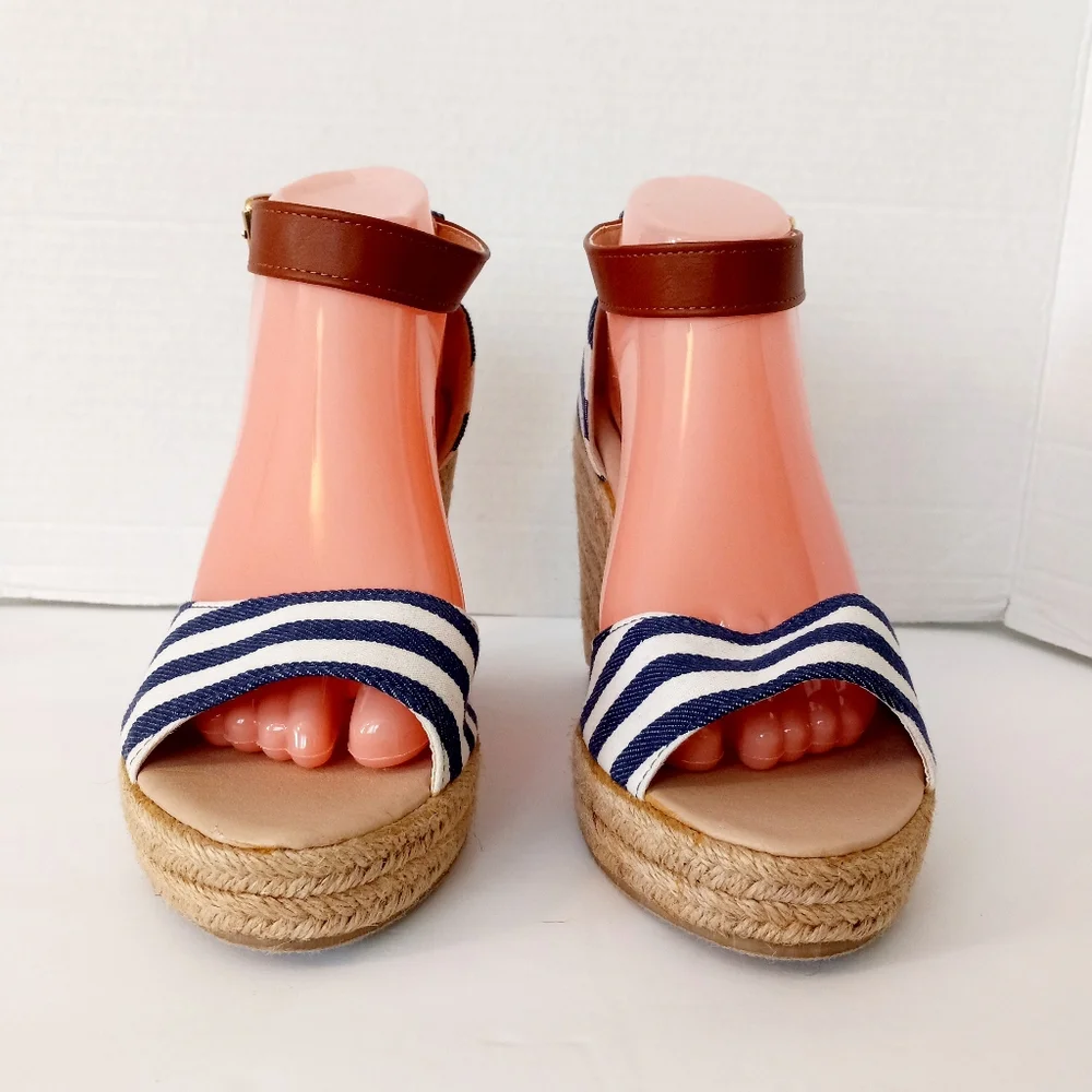 Pierre Dumas navy/white striped   wedge espadrille sandals size 10
